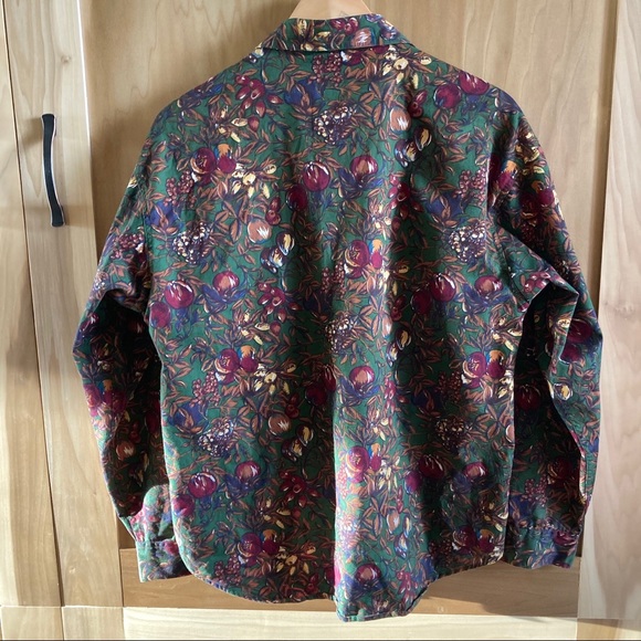 MUST GO Vintage Lady Footlocker Colourful Floral Button Up Shirt - Picture 5 of 6